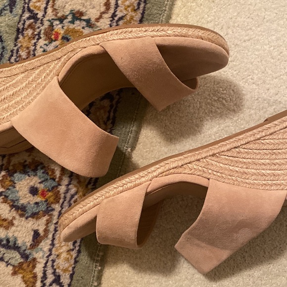 Antonio Melani tan wedge slip on heel - Picture 6 of 10